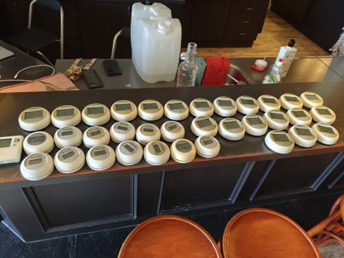 35x Honeywell Round & Chronotherm Thermostaten