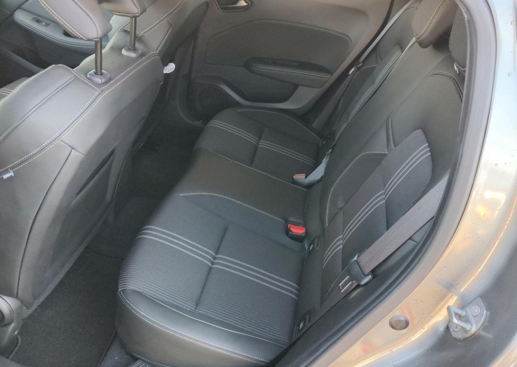 Renault Clio 1.6 e-tech hybrid 145 e-tech engineered