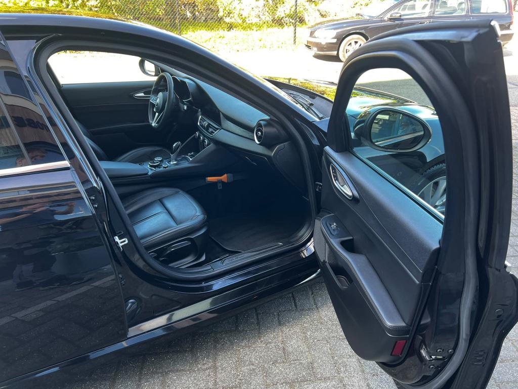 Alfa Romeo Giulia 2.0t