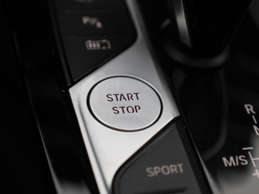 BMW X3 xdrive30e high executive | m-sport plus | panoramadak | apple carpla