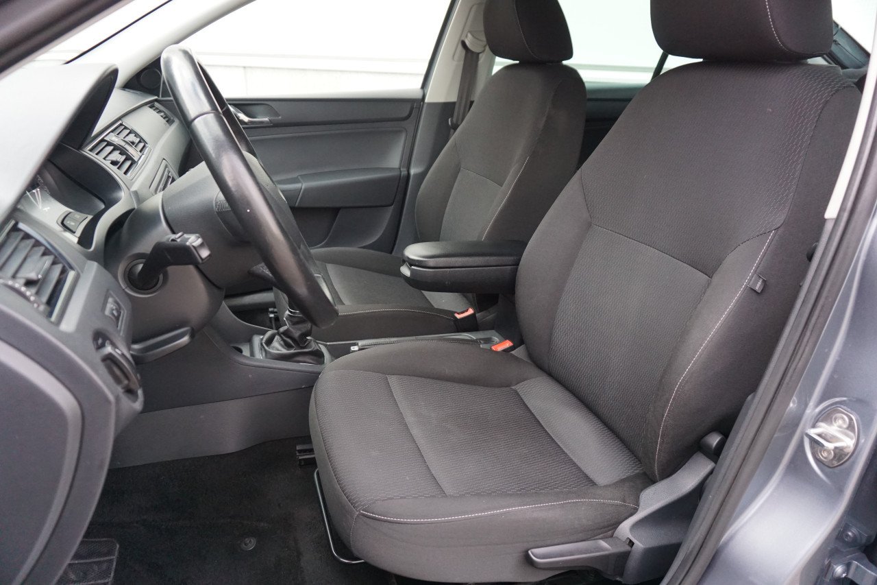 Skoda Rapid, 1.2 TSI Greentech Elegance Businessline / Climate / Navi /