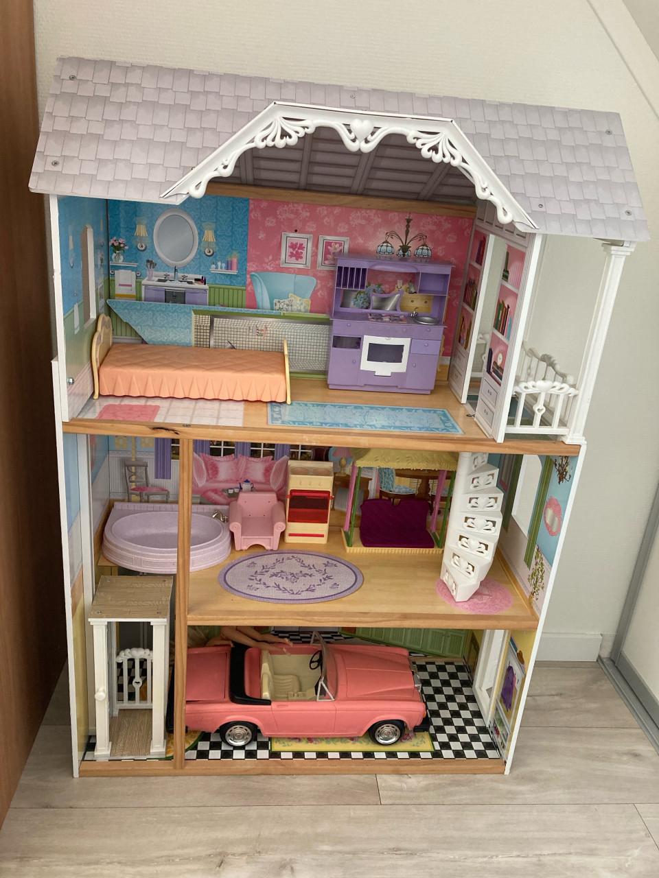 Barbie huis poppenhuis