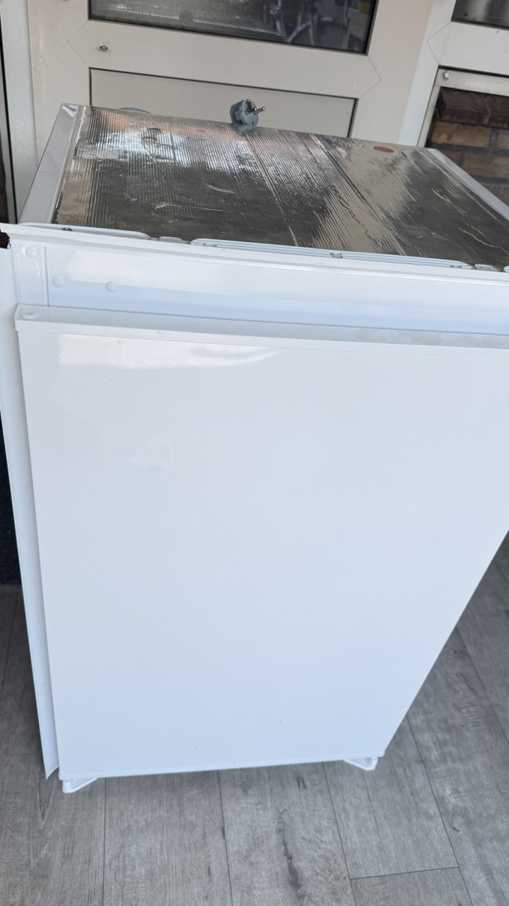 Inbouw koelkast + inbouw elektr. Kookplaat