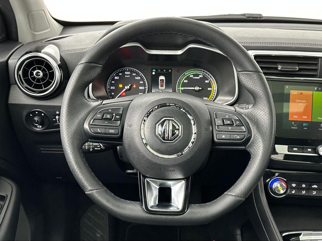 MG Zs Ev luxury 45 kwh | 94% soh | panoramadak | carplay | 18'' velgen | le