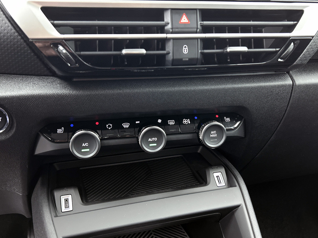 Citroen C4 hybrid 145pk automaat business private lease € 489,- pm - 48mnd 