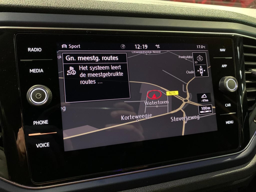 Volkswagen T-roc 1.5 tsi sport business r *led*app-connect*