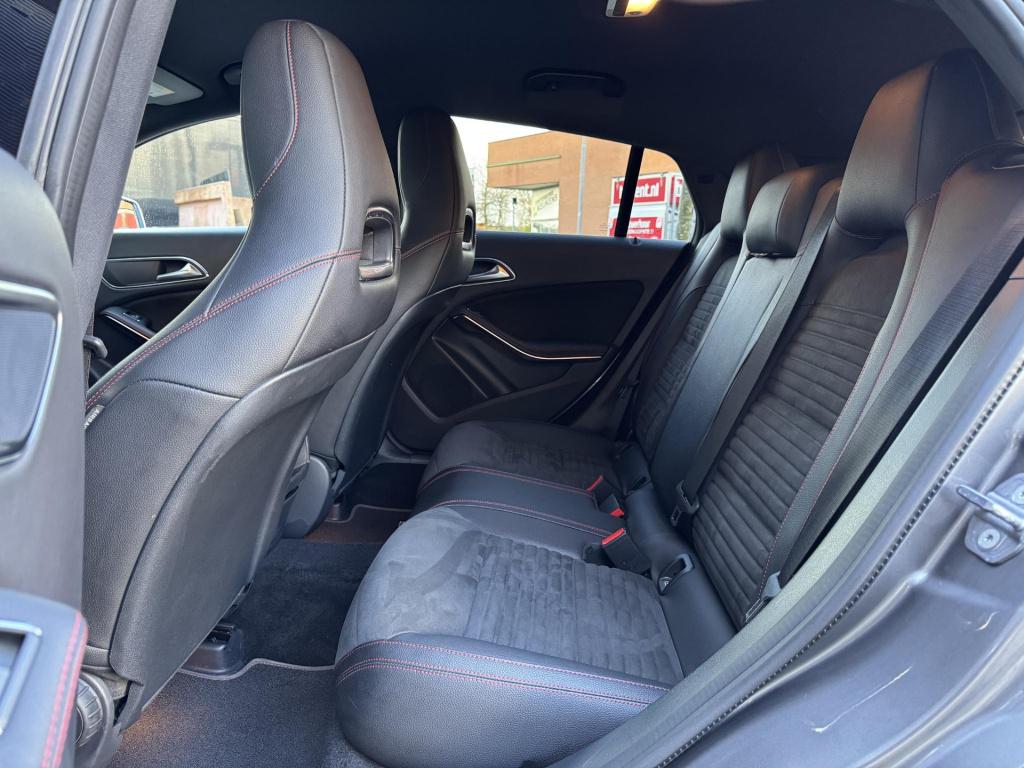 Mercedes-Benz Cla shooting brake 180 amg-line automaat, nl-auto!