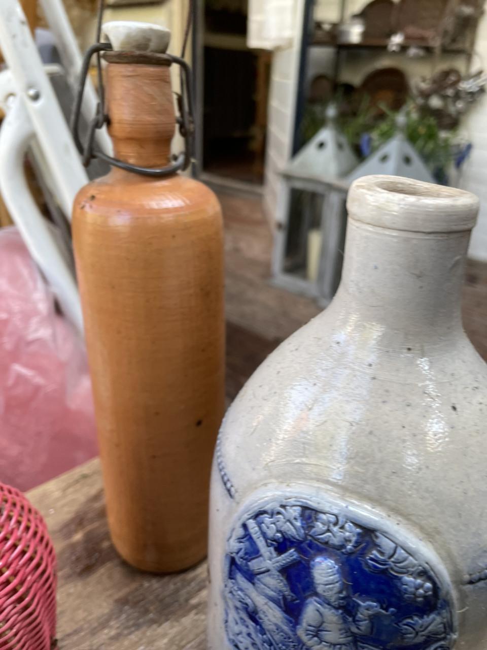 Allerlei soorten kruikjes