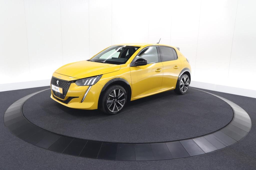 Peugeot 208 puretech 100 eat8 gt-line | camera | keyless entry | navigatie 