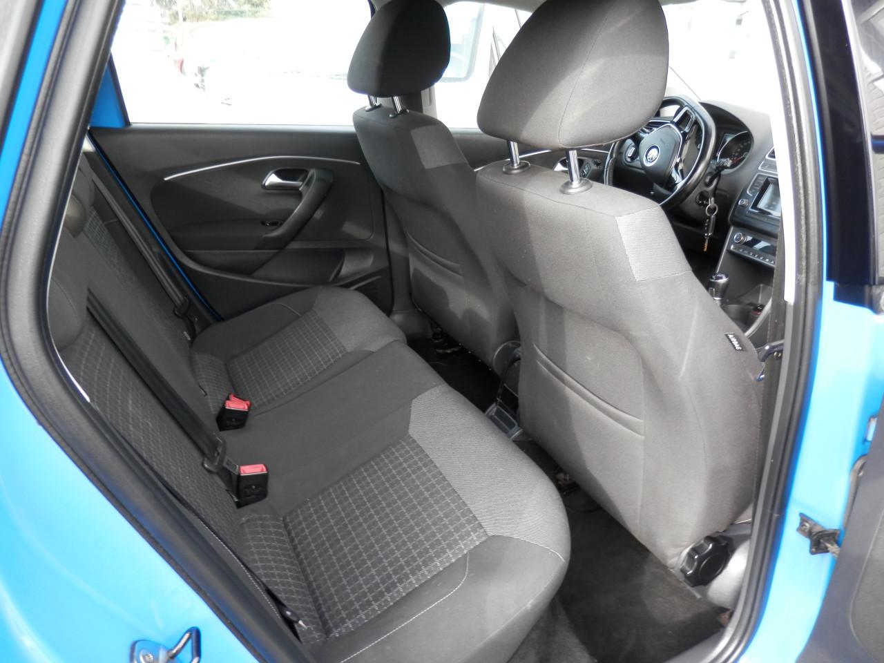 Auto Garant Biedt Aan: Volkswagen Polo 1.2 TSI First Edition