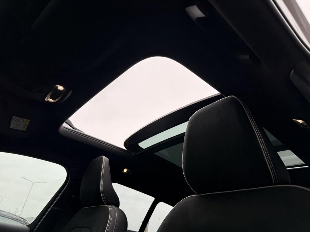 Volvo XC40 t5 262pk recharge ultimate dark