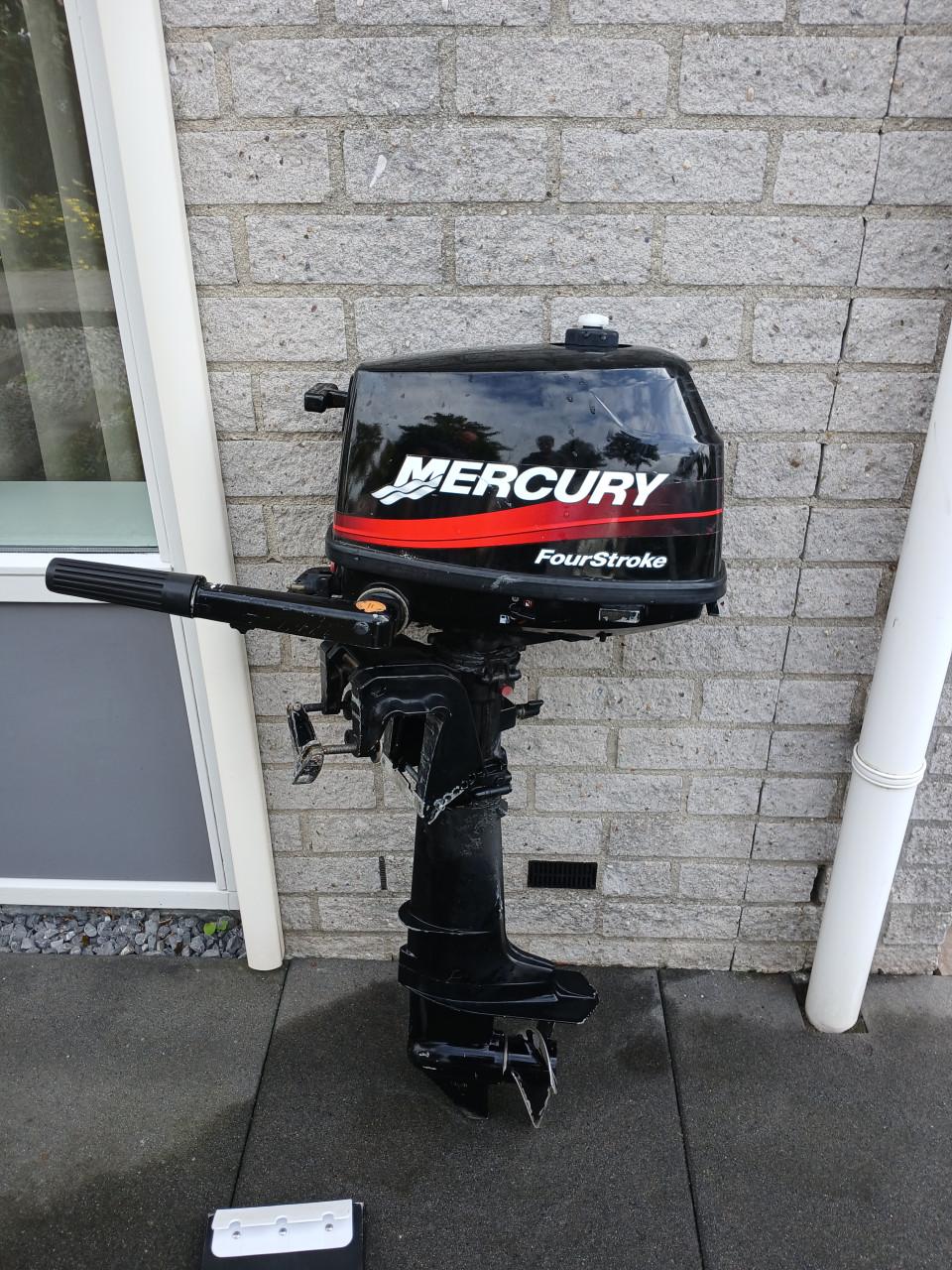 Nimarine zodiac met Mercury 4-takt 6pk motor