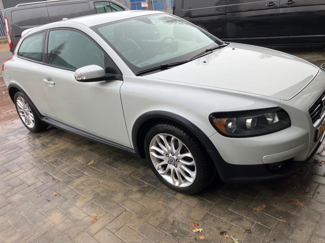 Volvo C30 1,8 16V  2008  157.000 km.