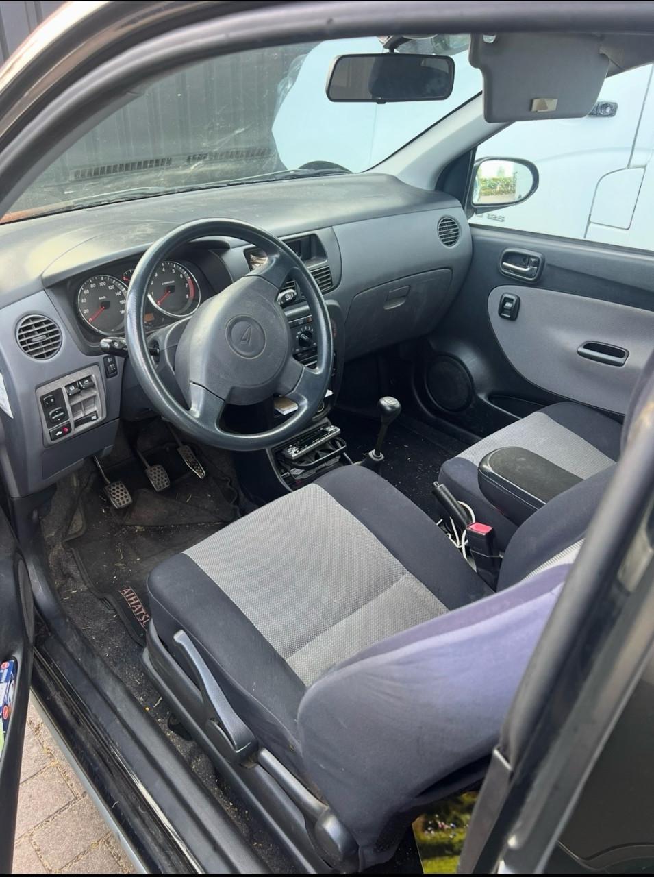 Daihatsu cuore