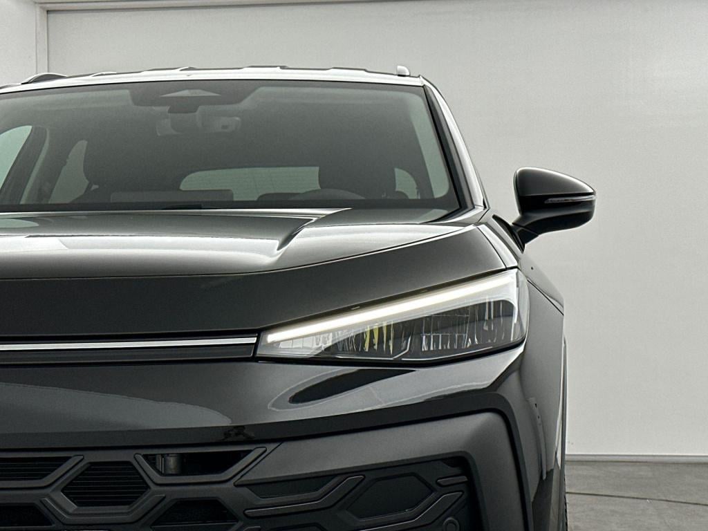 Volkswagen T-roc 1.5 etsi limited edition