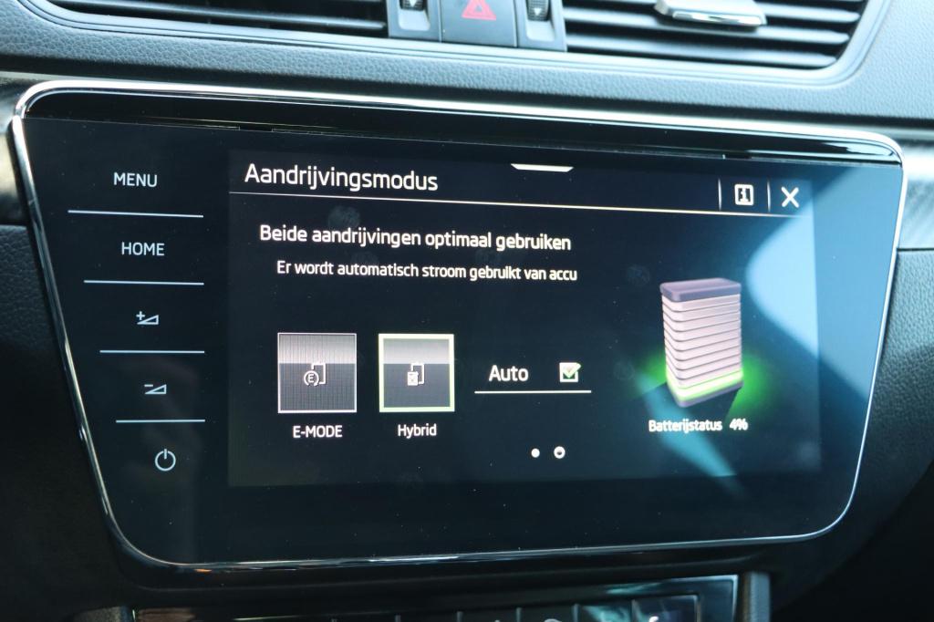 Skoda Superb combi 1.4 tsi iv sportline business 218pk dsg6