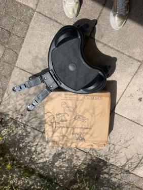 Universeel meerijdplankje voor aan kinderwagen
