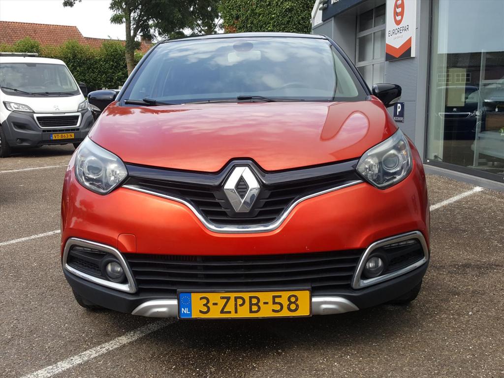 Renault Captur tce 120pk edc helly hansen | navigatie | trekhaak | bluetoot