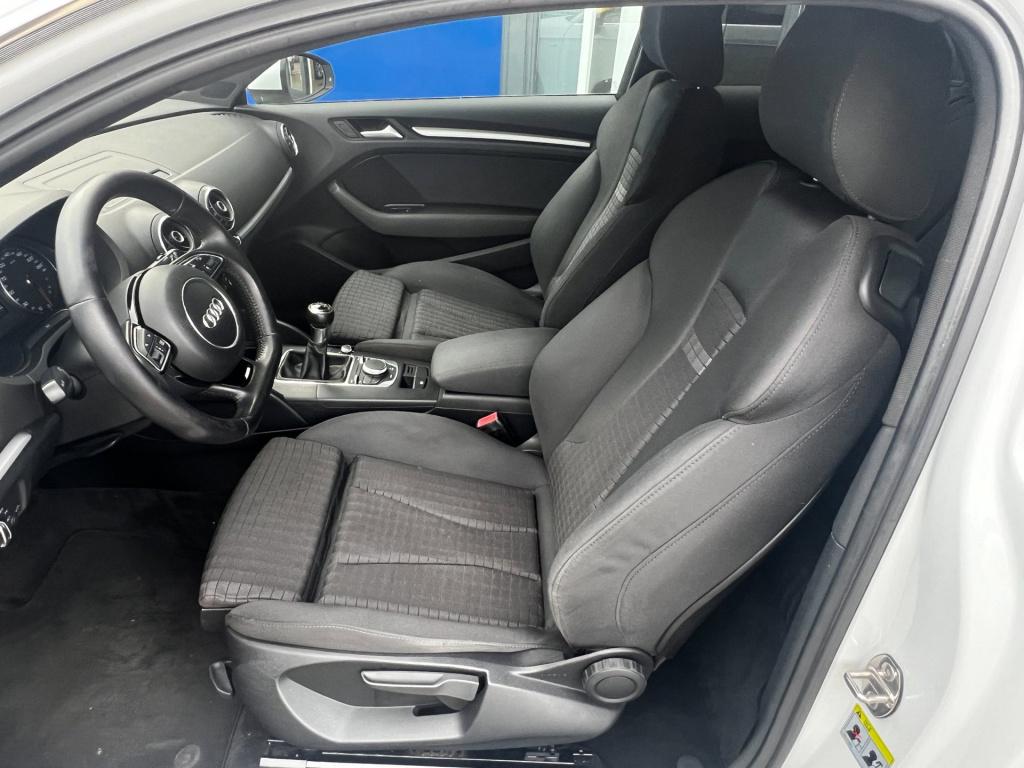 Audi A3 1.4 tfsi s-line ambition, div. extra's