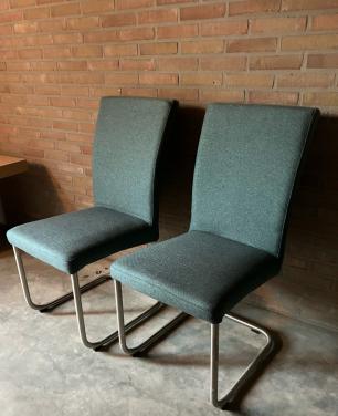 Vintage stoelen, 2 stuks