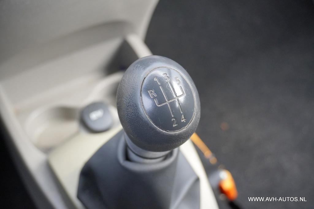 Renault Twingo 1.2 authentique
