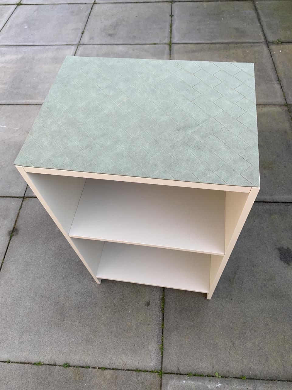 Kleine handig kastje 40hoog 36breed