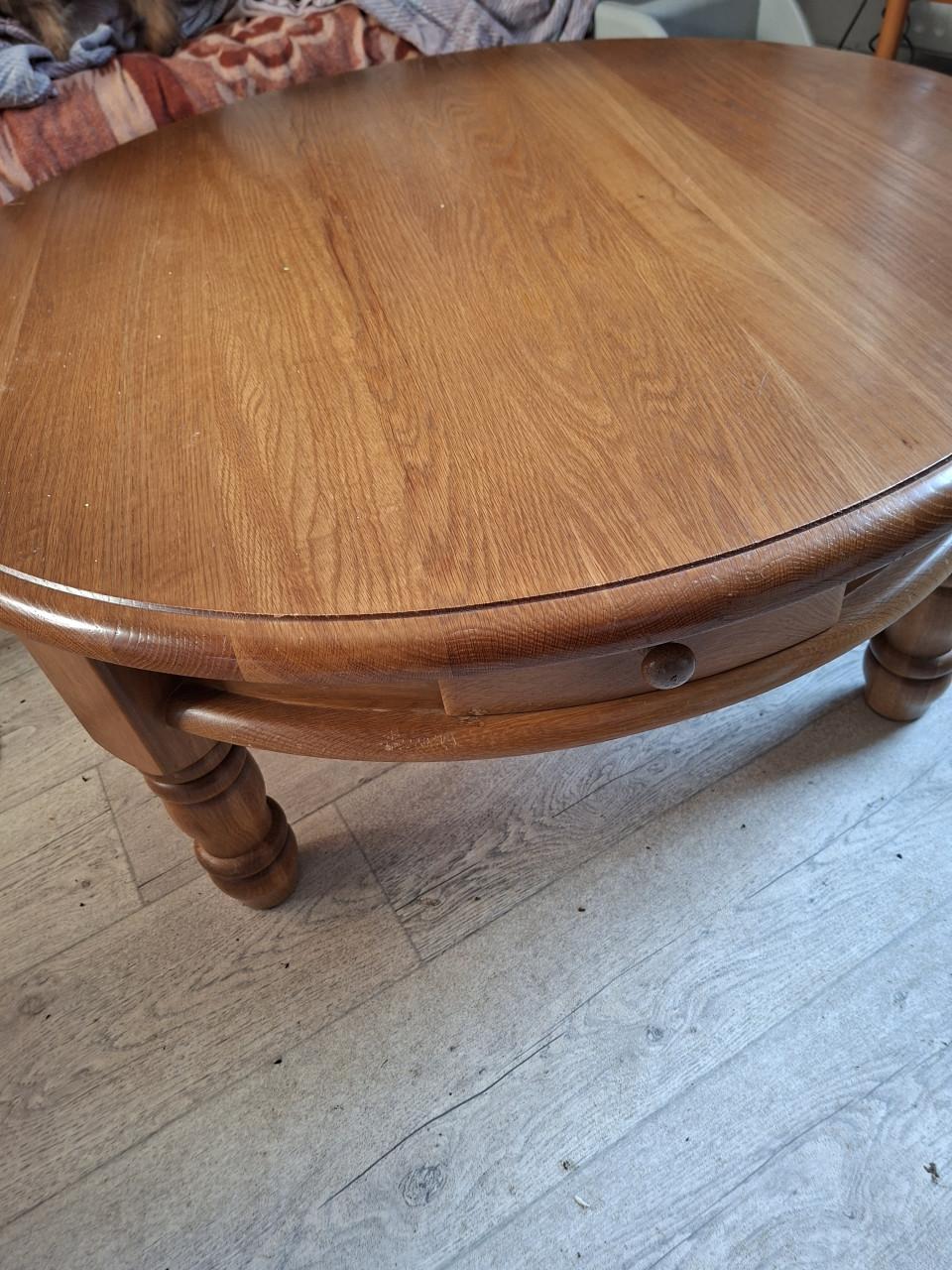 GROTE SALON TAFEL MET 4 LADEN PUNT GAAF