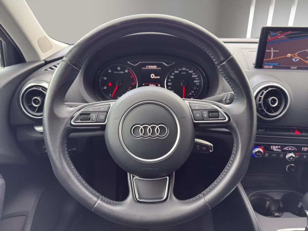 Audi A3 sportback 1.4 tfsi ambition pro line s | navigatie | stoelverwarmin