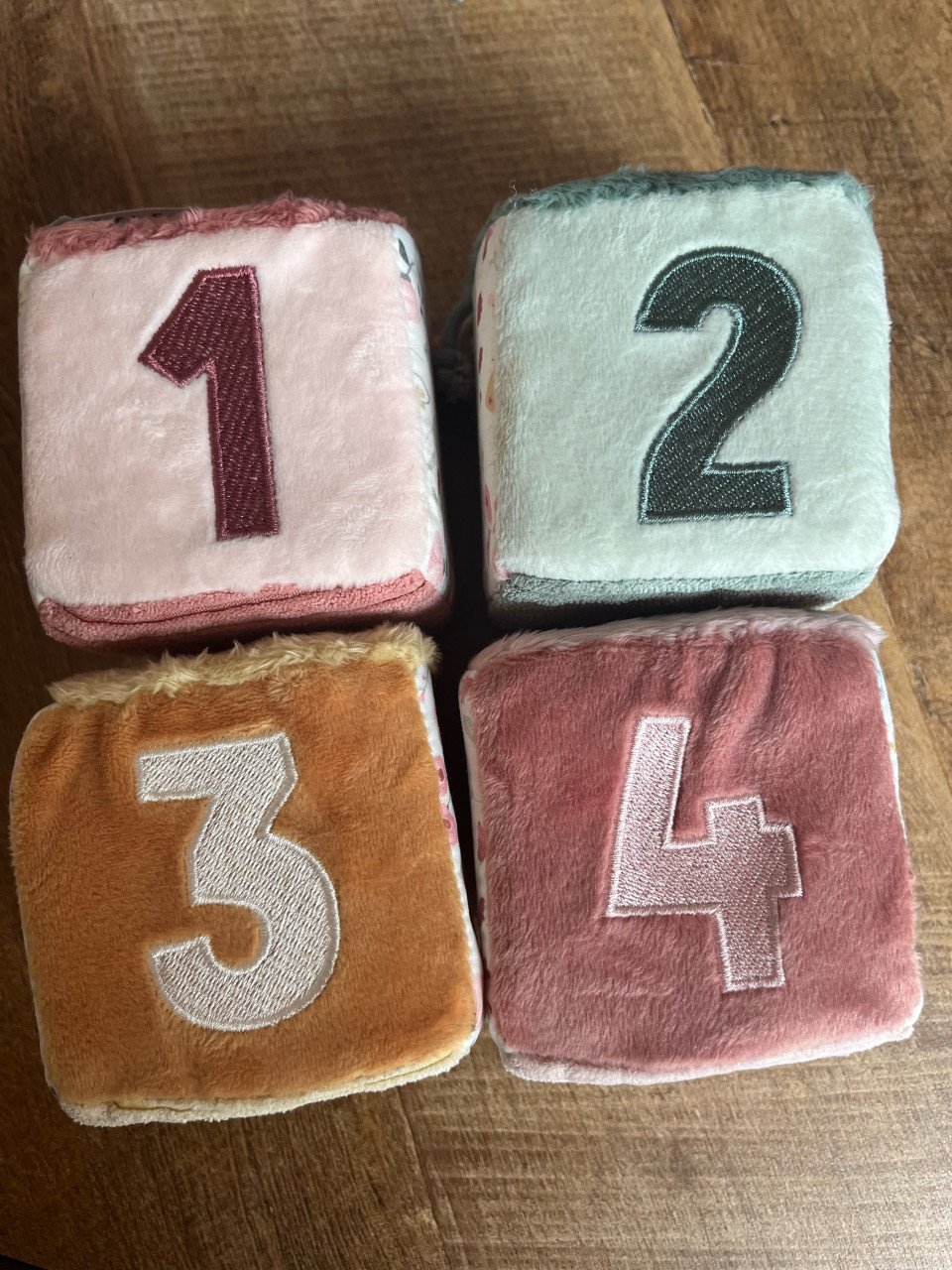 Speelgoed baby/ dreumes