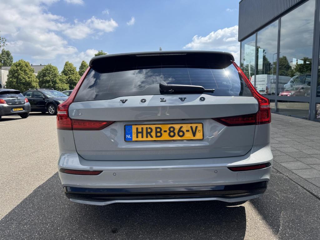 Volvo V60 2.0 t6 plug-in hybrid awd plus dark trekhaak|complete auto