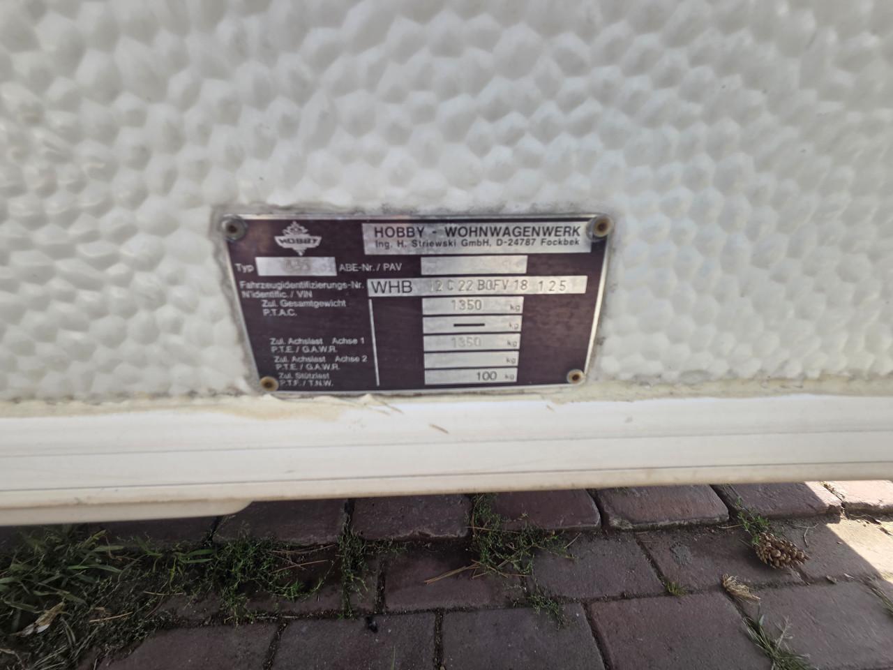 Hobby de luxe 495 met voortent en duitse papieren