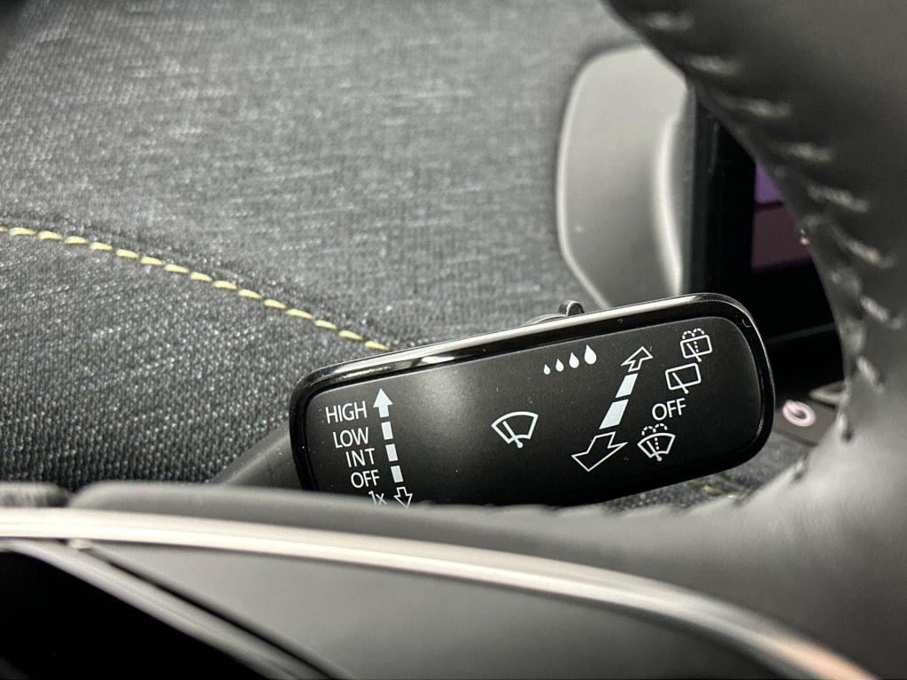 Skoda Elroq business edition tour elektromotor 150 kw / 204 pk