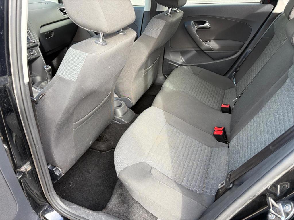 Volkswagen Polo 1.4-16v comfortline/lichtmetaal/carplay/airco/black edition