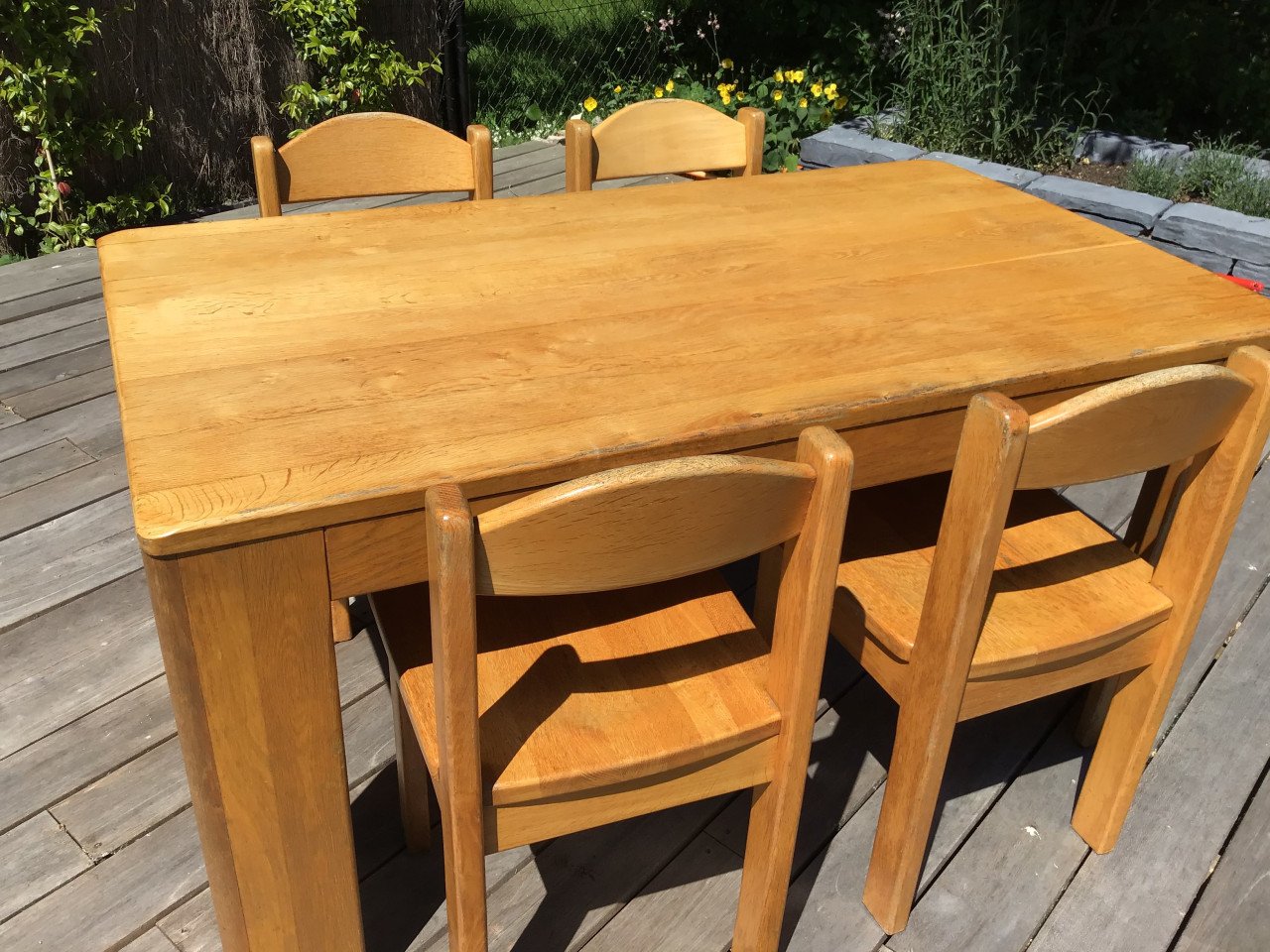 Eettafel met 4 stoelen