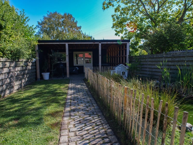 Vrijstaande woning aan de Dorpsstraat 81 te Kattendijke