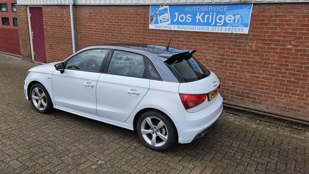 Audi A1 Sportback 1.4 tfsi pro line s