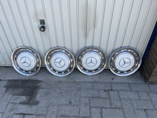 Wieldoppen Mercedes metaal