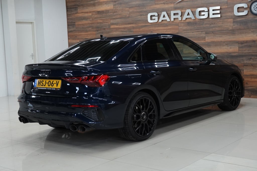Audi A3 limousine 2.0 tfsi s3 quattro | cruise | matrix | alcantara |