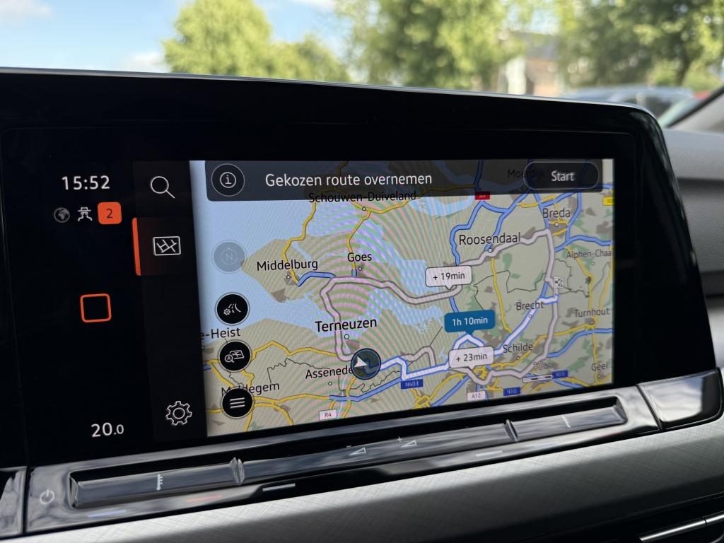 Volkswagen Golf 1.0 tsi life // led koplampen // trekhaak //