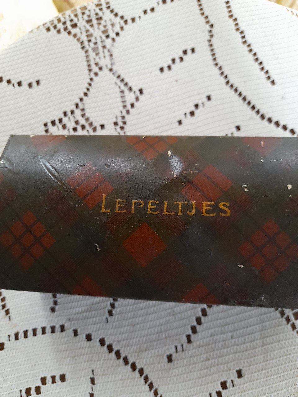 Lepeldoosje