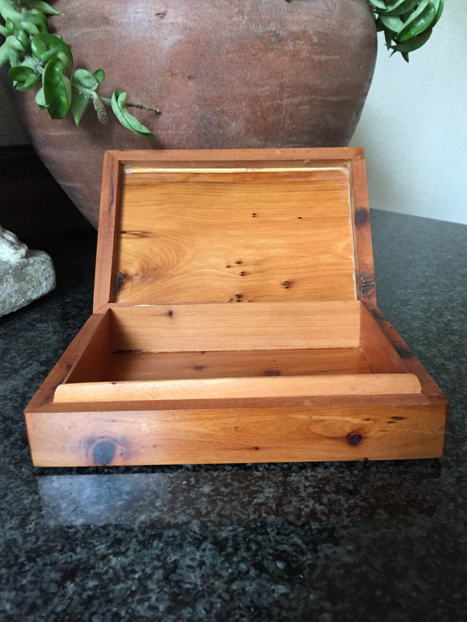 Oud houten doosje