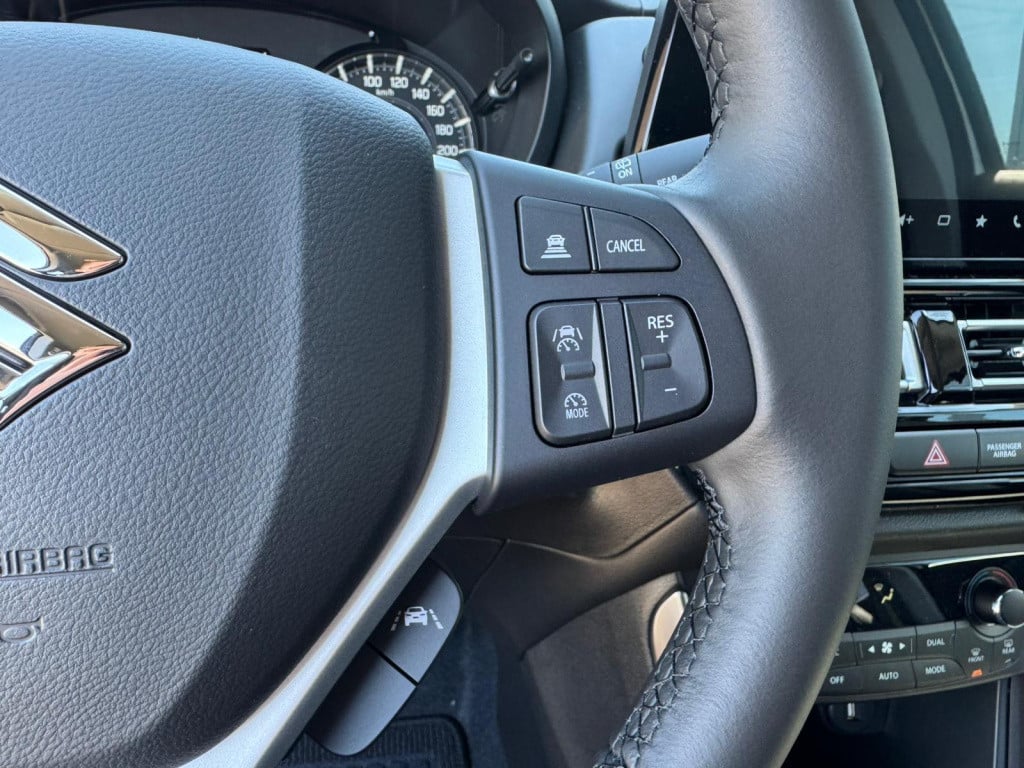 Suzuki Sx4 S-cross 1.4 boosterjet style smart hybrid