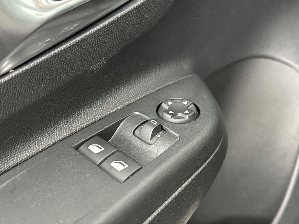 Opel Corsa 1.2 edition | lmv | dab | apple carplay | cruise control