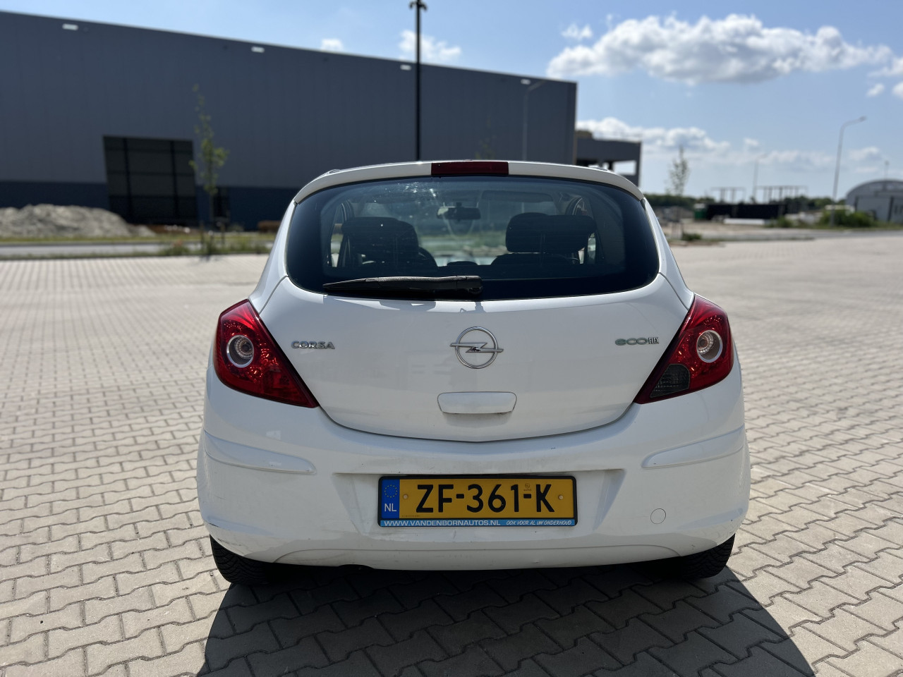 Opel Corsa 1.0-12V Business/JAAR APK/
