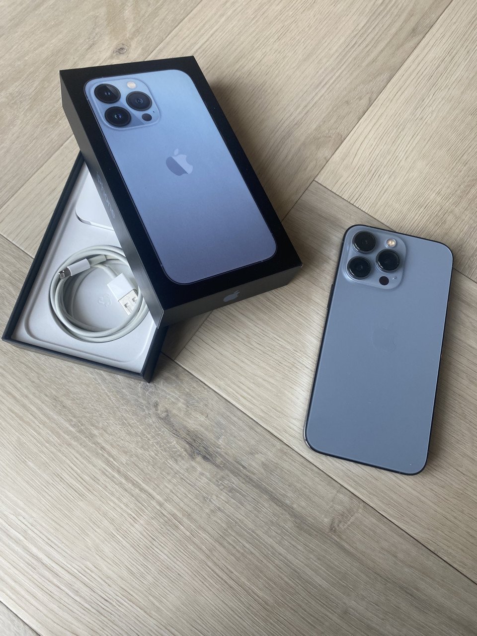 IPhone 13 Pro 128gb (bijzonder mooi)