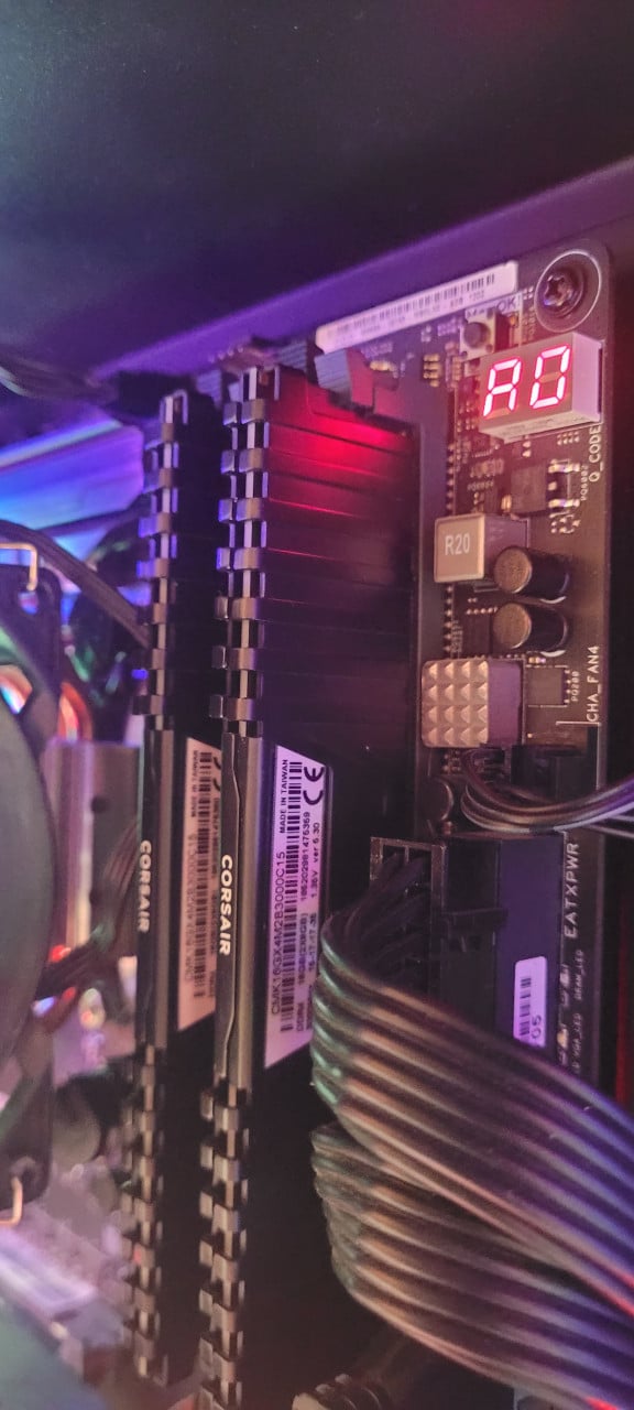 Game PC i7-6700/Rog Strix RX Vega 64 OC 8GB