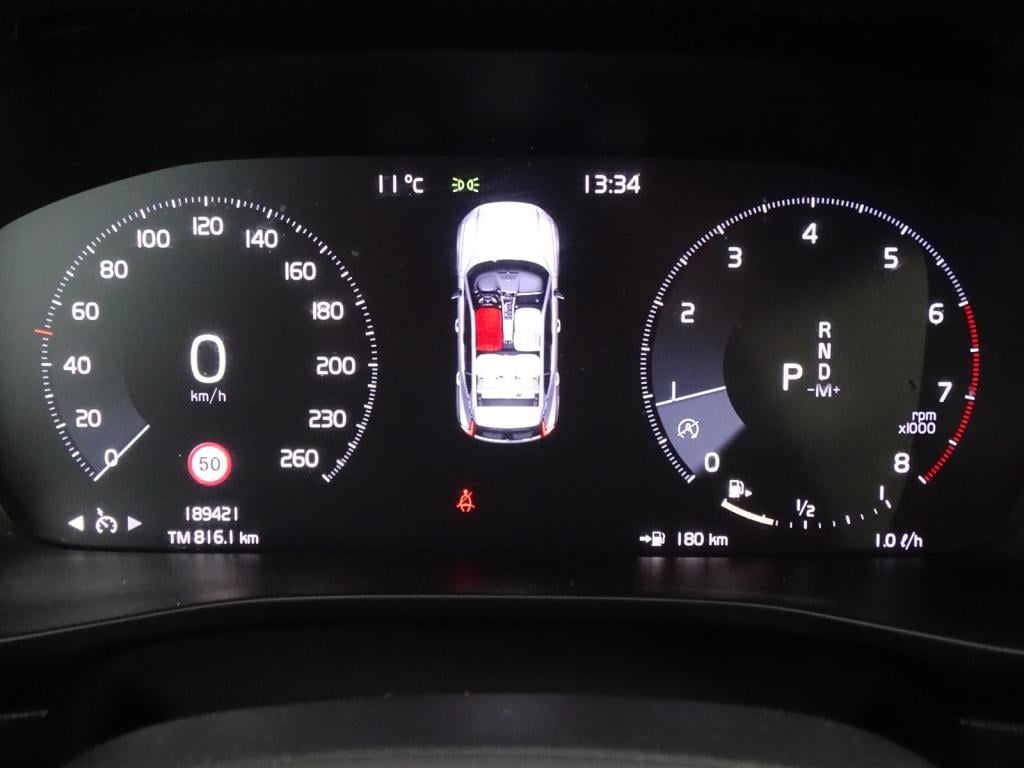 Volvo XC40 2.0 t4 momentum