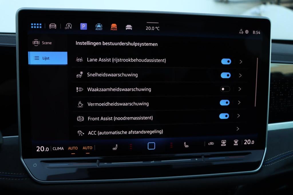 Volkswagen Passat variant 1.5 etsi r-line business dsg7 150pk