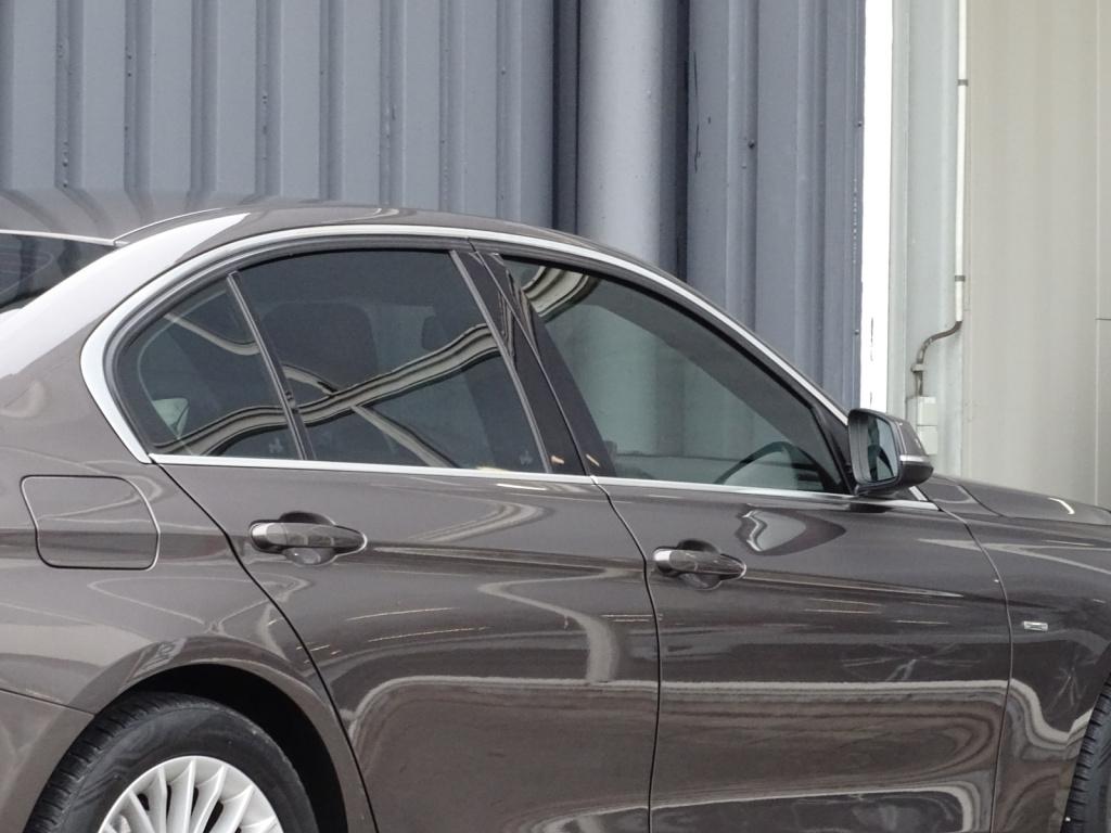 BMW 3-serie 320i high executive automaat | leder