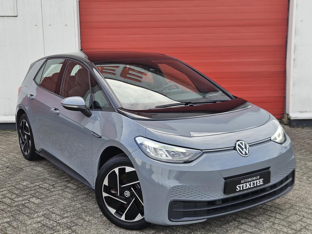 Volkswagen Id.3 life 58 kwh | soh 89% | carplay | rijklaar inclusief 1 jaar